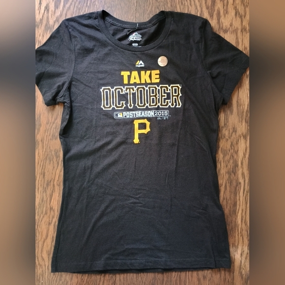 Majestic Tops - MLB Pittsburgh Pirates post season T-shirt size M NEW